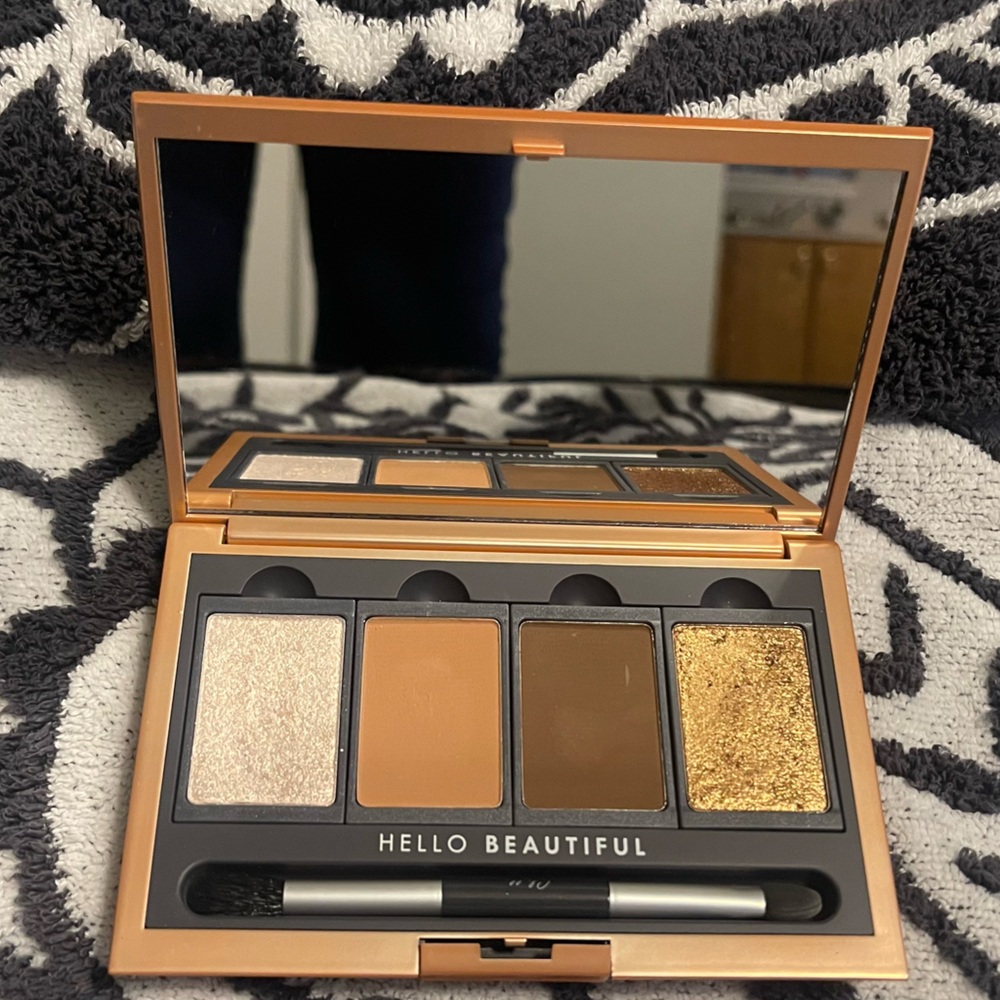 La Vie Neutral Eyeshadow Palette